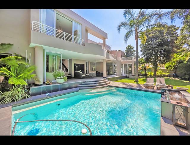 4 BEDROOM CLUSTER FOR SALE IN HURLINGHAM